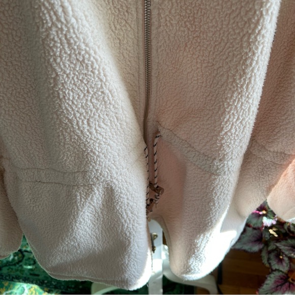 Universal Thread Jacket - Picture 7 of 9